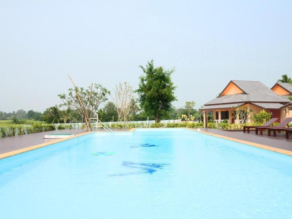 Juntima Boutique Hotel Phetchaburi Exterior foto